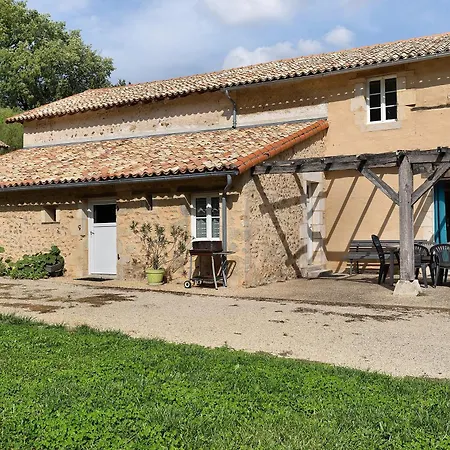 Les Gallinaces Holiday home