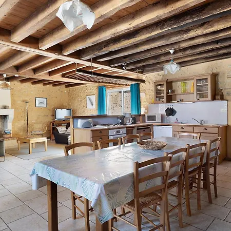 Les Gallinaces Holiday home *
