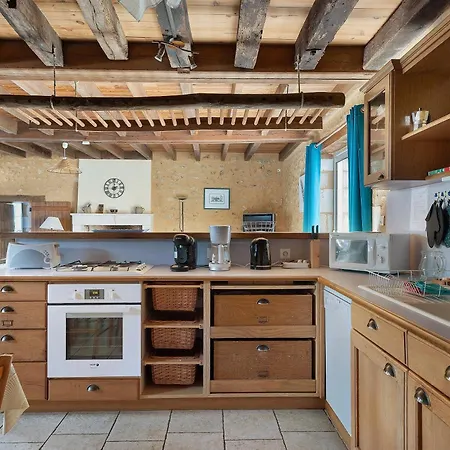 Holiday home Les Gallinaces Lusignan