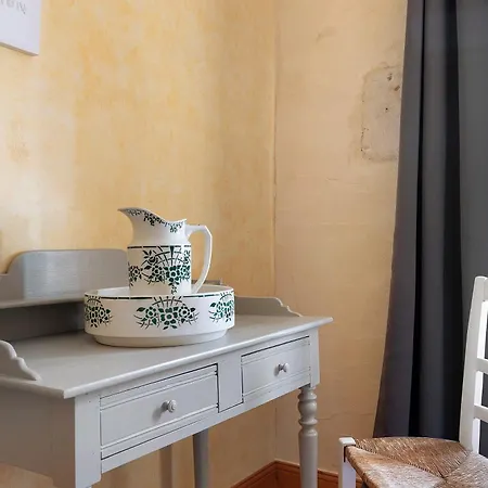 Les Gallinaces Holiday home Lusignan